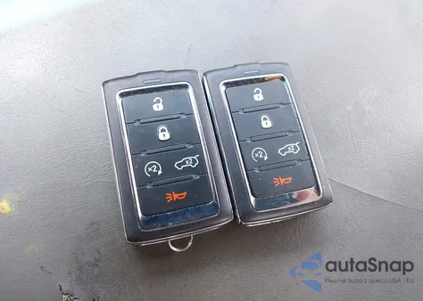 2021 Jeep Grand Cherokee L Limited 4X4 из США, поврежденный, VIN 1C4RJKBG0M8173017